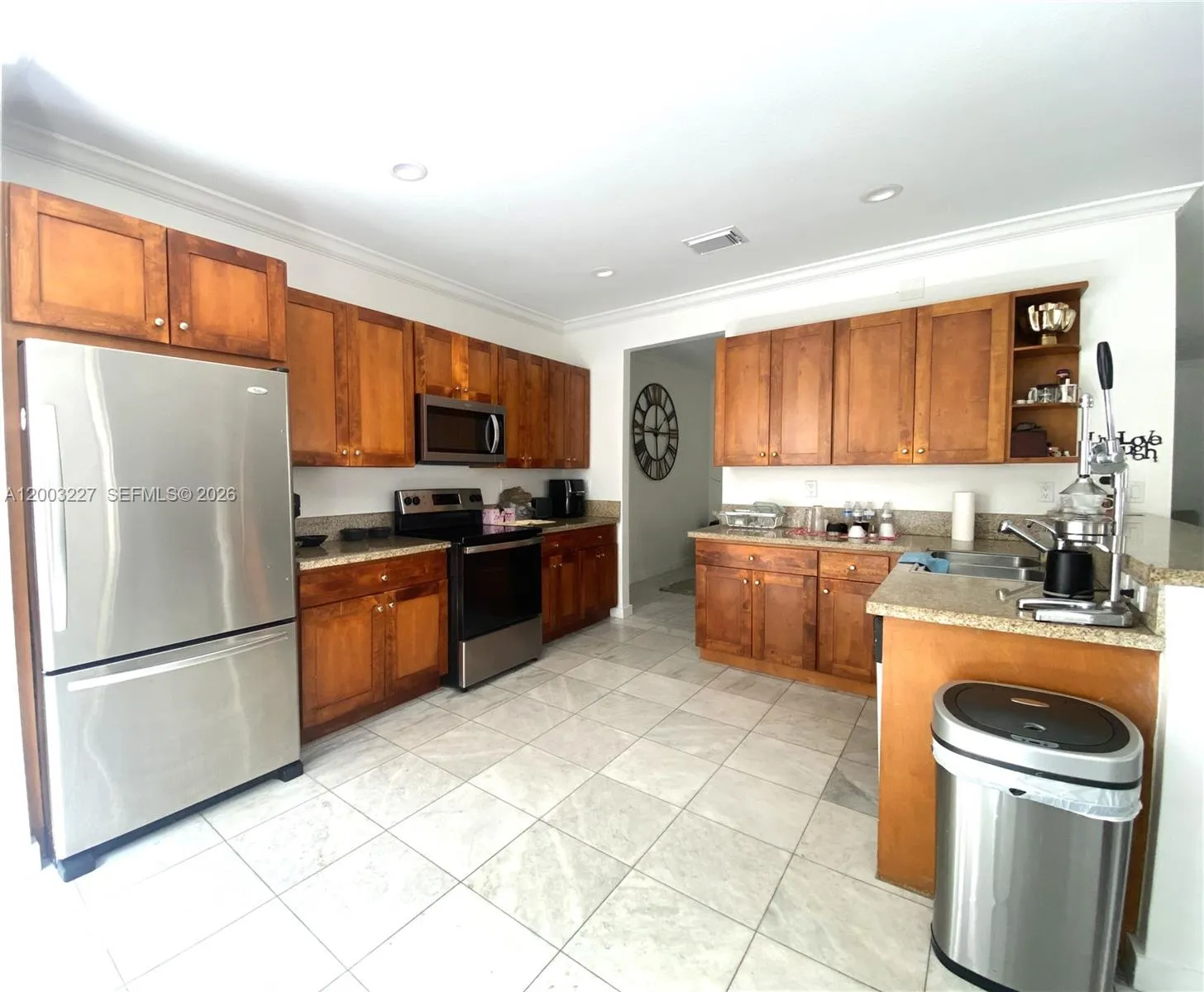 10770 Nw 74th Ln 10770, Doral, Florida 33178, Doral, Florida 33178, 4 Bedrooms Bedrooms, ,3 BathroomsBathrooms,Residential Lease,For Rent,10770 Nw 74th Ln 10770, Doral, Florida 33178,A12003227