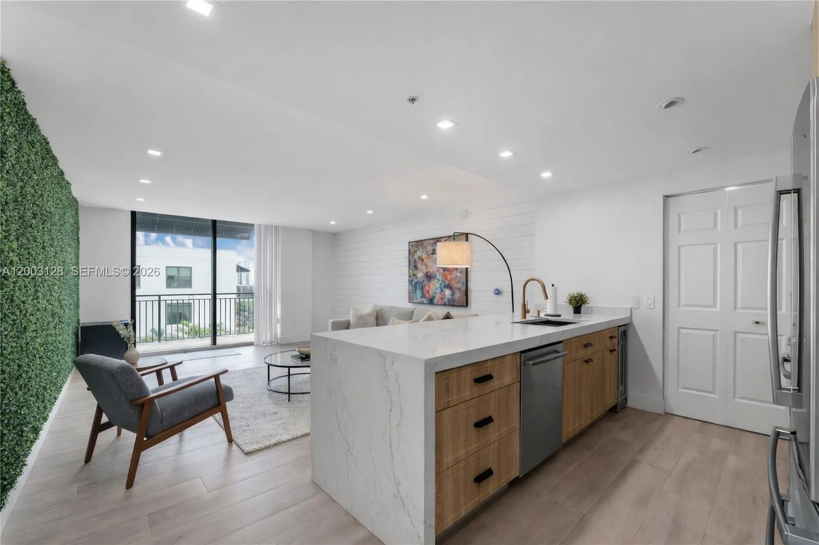1300 Ponce De Leon Blvd 815, Coral Gables, Florida, Coral Gables, Florida 33134, 2 Bedrooms Bedrooms, ,2 BathroomsBathrooms,Residential,For Sale,1300 Ponce De Leon Blvd 815, Coral Gables, Florida,A12003128