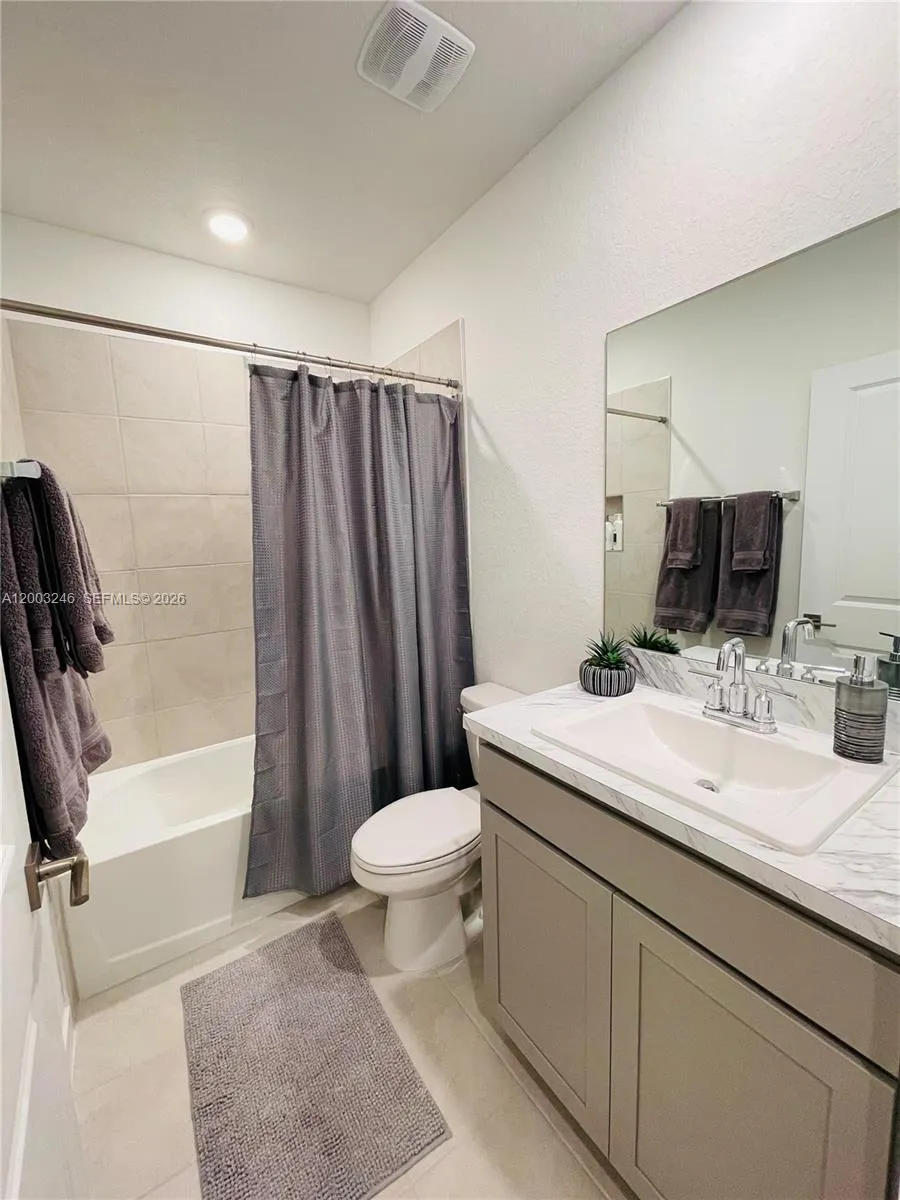 916 Se 19th St 916, Homestead, Florida 33034, Homestead, Florida 33034, 3 Bedrooms Bedrooms, ,2 BathroomsBathrooms,Residential,For Sale,916 Se 19th St 916, Homestead, Florida 33034,A12003246