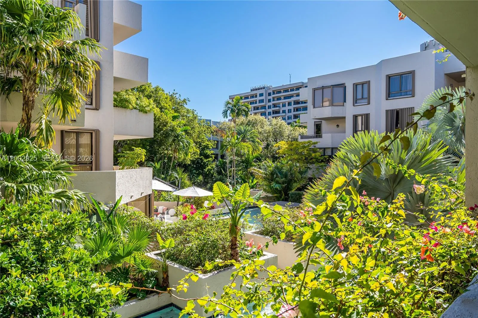 141 Crandon Blvd 331, Key Biscayne, Florida 33149, Key Biscayne, Florida 33149, 3 Bedrooms Bedrooms, ,2 BathroomsBathrooms,Residential,For Sale,141 Crandon Blvd 331, Key Biscayne, Florida 33149,A12002925