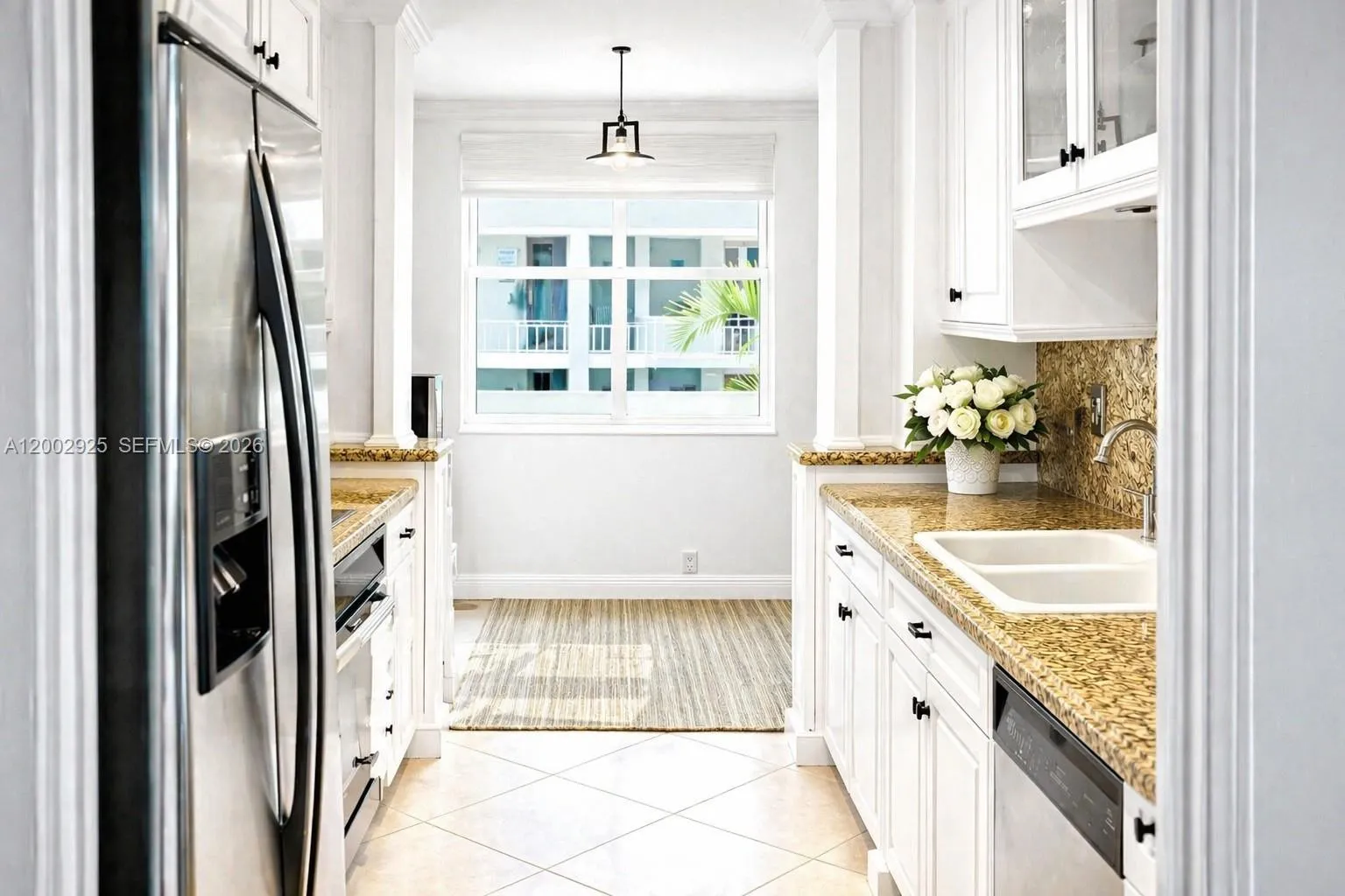 141 Crandon Blvd 331, Key Biscayne, Florida 33149, Key Biscayne, Florida 33149, 3 Bedrooms Bedrooms, ,2 BathroomsBathrooms,Residential,For Sale,141 Crandon Blvd 331, Key Biscayne, Florida 33149,A12002925