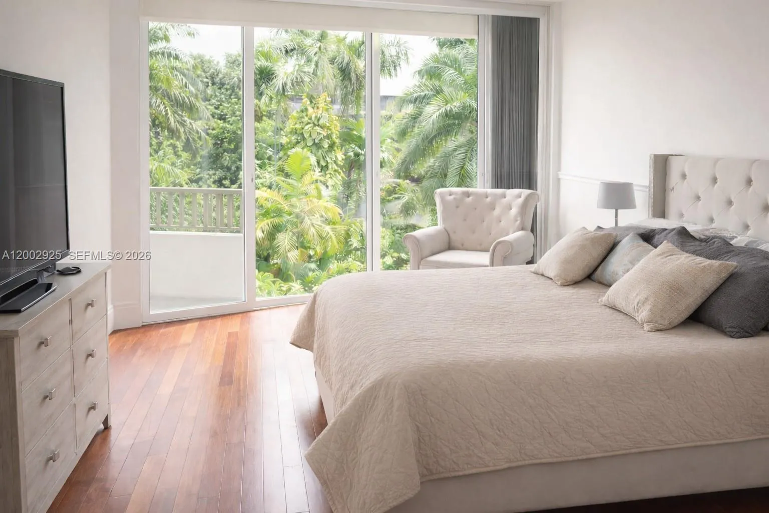 141 Crandon Blvd 331, Key Biscayne, Florida 33149, Key Biscayne, Florida 33149, 3 Bedrooms Bedrooms, ,2 BathroomsBathrooms,Residential,For Sale,141 Crandon Blvd 331, Key Biscayne, Florida 33149,A12002925