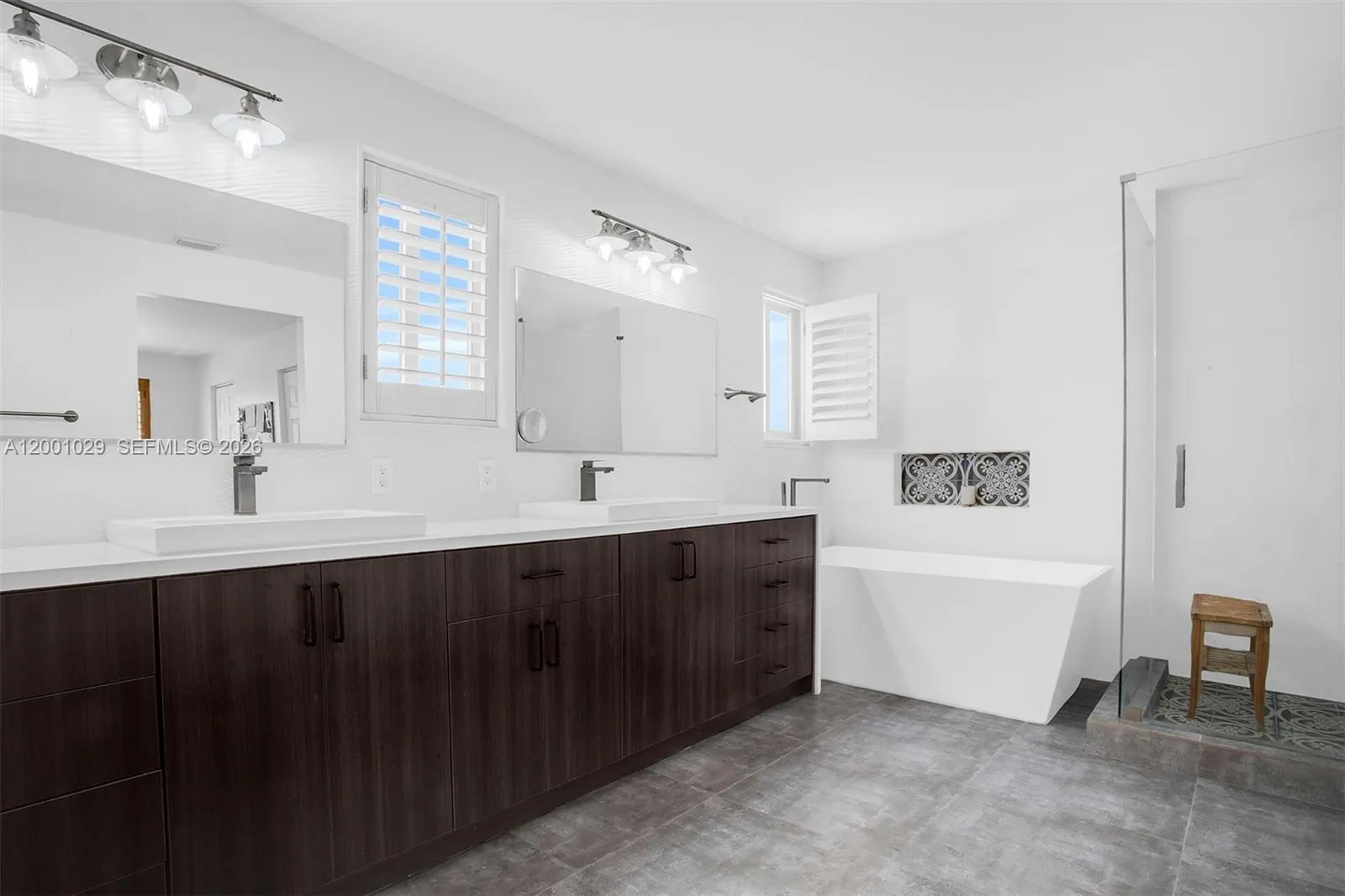 4467 Fox Glove Ln, Weston, Florida 33331, Weston, Florida 33331, 4 Bedrooms Bedrooms, ,3 BathroomsBathrooms,Residential,For Sale,4467 Fox Glove Ln, Weston, Florida 33331,A12001029