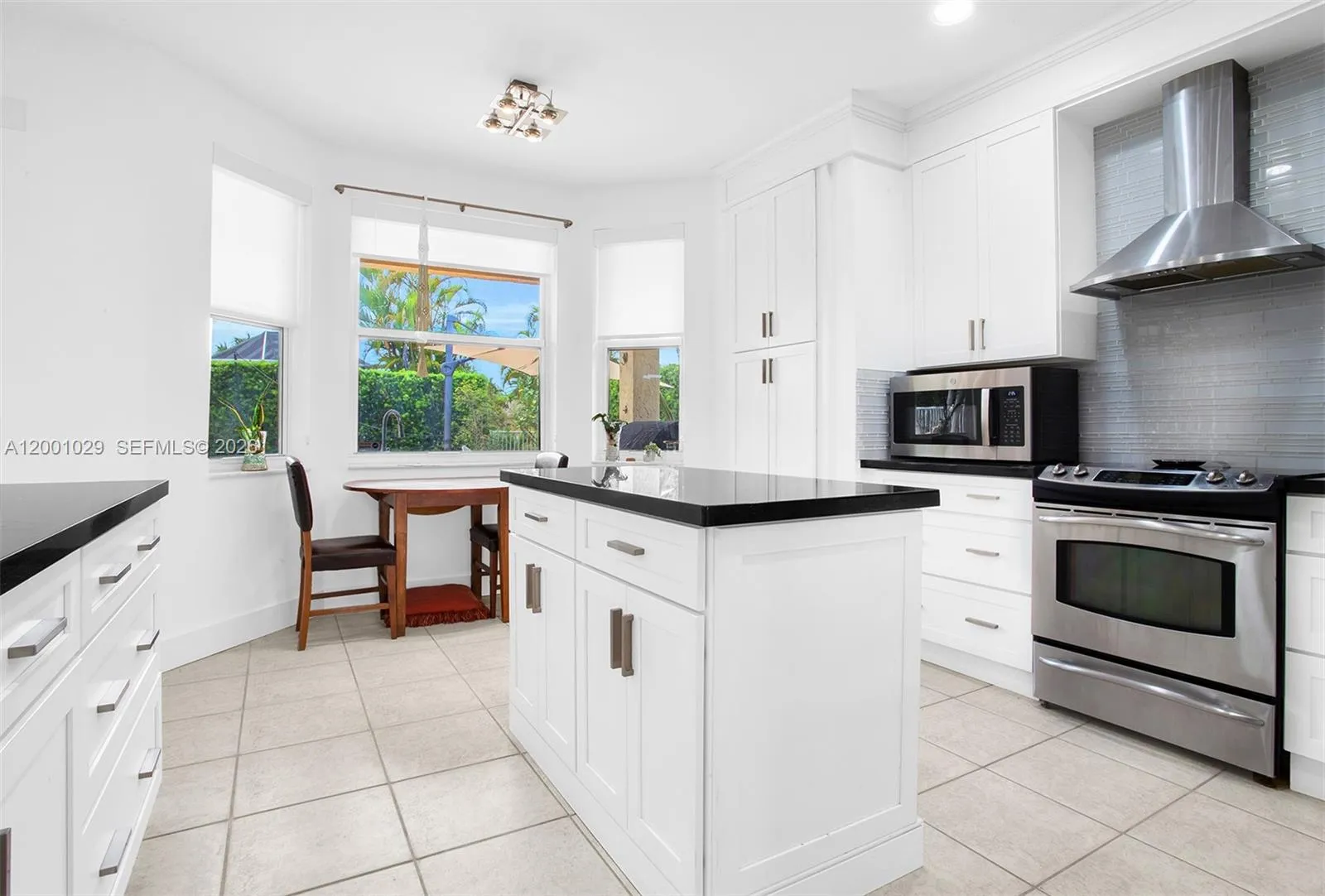 4467 Fox Glove Ln, Weston, Florida 33331, Weston, Florida 33331, 4 Bedrooms Bedrooms, ,3 BathroomsBathrooms,Residential,For Sale,4467 Fox Glove Ln, Weston, Florida 33331,A12001029