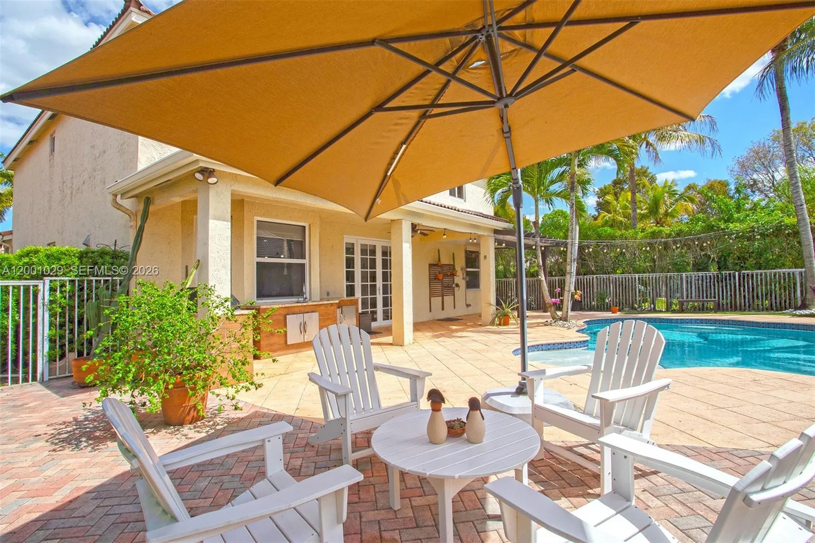 4467 Fox Glove Ln, Weston, Florida 33331, Weston, Florida 33331, 4 Bedrooms Bedrooms, ,3 BathroomsBathrooms,Residential,For Sale,4467 Fox Glove Ln, Weston, Florida 33331,A12001029