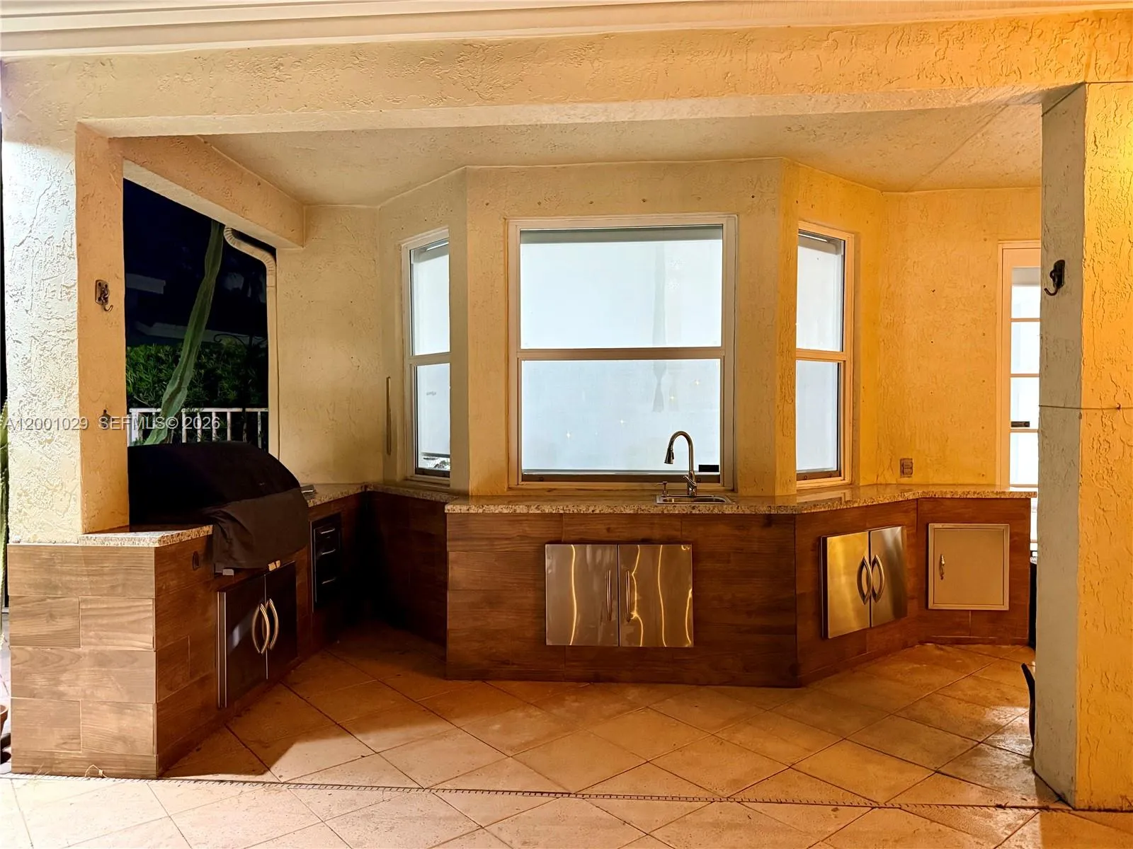 4467 Fox Glove Ln, Weston, Florida 33331, Weston, Florida 33331, 4 Bedrooms Bedrooms, ,3 BathroomsBathrooms,Residential,For Sale,4467 Fox Glove Ln, Weston, Florida 33331,A12001029