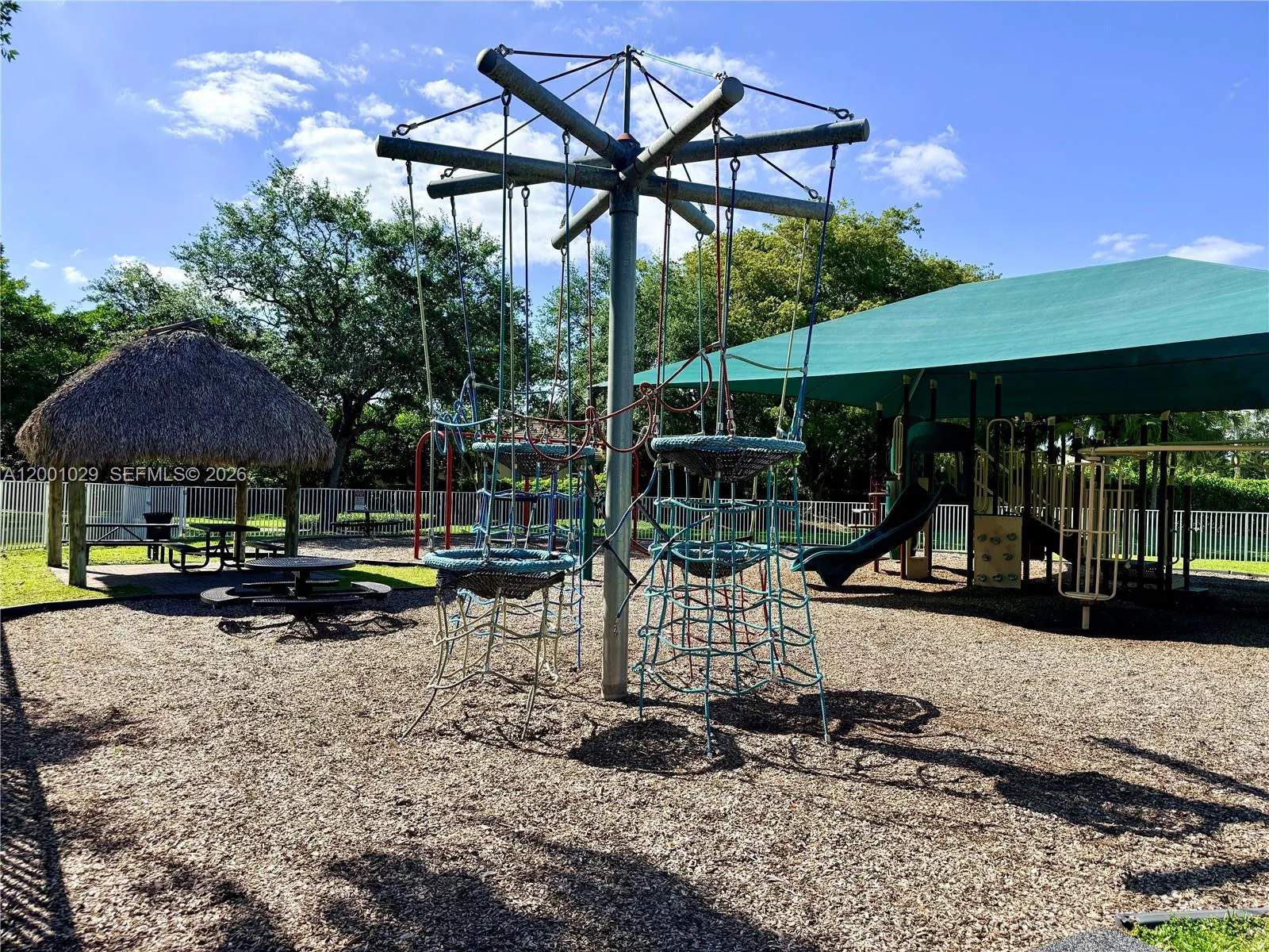 4467 Fox Glove Ln, Weston, Florida 33331, Weston, Florida 33331, 4 Bedrooms Bedrooms, ,3 BathroomsBathrooms,Residential,For Sale,4467 Fox Glove Ln, Weston, Florida 33331,A12001029