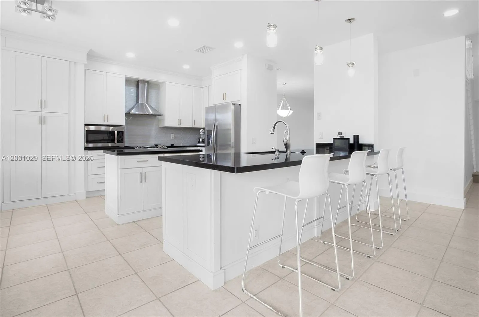 4467 Fox Glove Ln, Weston, Florida 33331, Weston, Florida 33331, 4 Bedrooms Bedrooms, ,3 BathroomsBathrooms,Residential,For Sale,4467 Fox Glove Ln, Weston, Florida 33331,A12001029