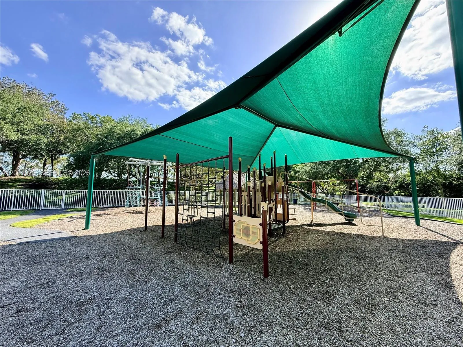 4467 Fox Glove Ln, Weston, Florida 33331, Weston, Florida 33331, 4 Bedrooms Bedrooms, ,3 BathroomsBathrooms,Residential,For Sale,4467 Fox Glove Ln, Weston, Florida 33331,A12001029