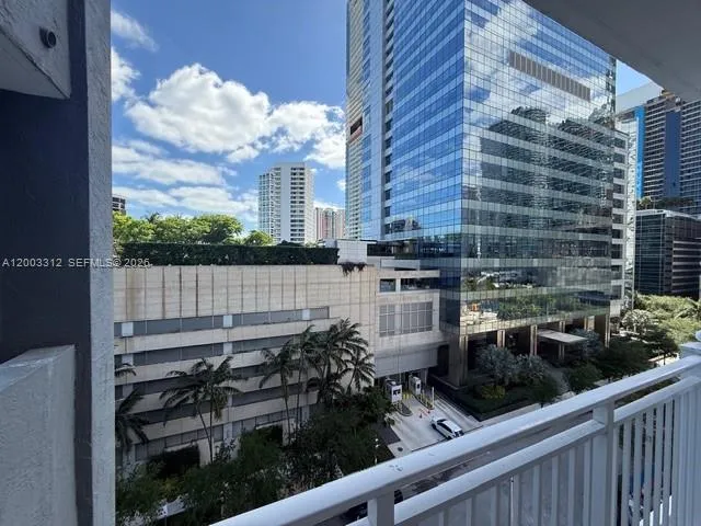185 Se 14th Ter 808, Miami, Florida 33131, Miami, Florida 33131, 2 Bedrooms Bedrooms, ,2 BathroomsBathrooms,Residential Lease,For Rent,185 Se 14th Ter 808, Miami, Florida 33131,A12003312
