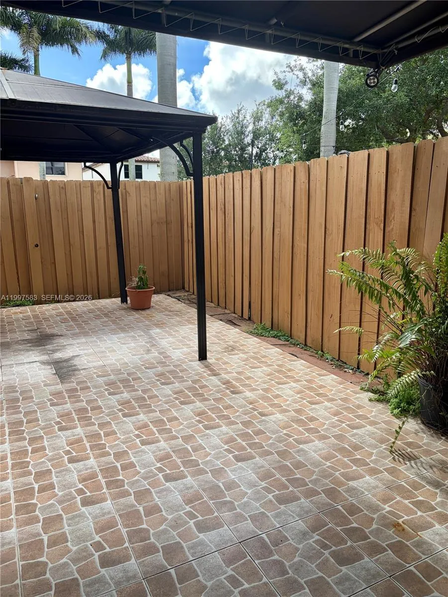419 Se 32nd Ter, Homestead, Florida 33033, Homestead, Florida 33033, 3 Bedrooms Bedrooms, ,2 BathroomsBathrooms,Residential,For Sale,419 Se 32nd Ter, Homestead, Florida 33033,A11997583