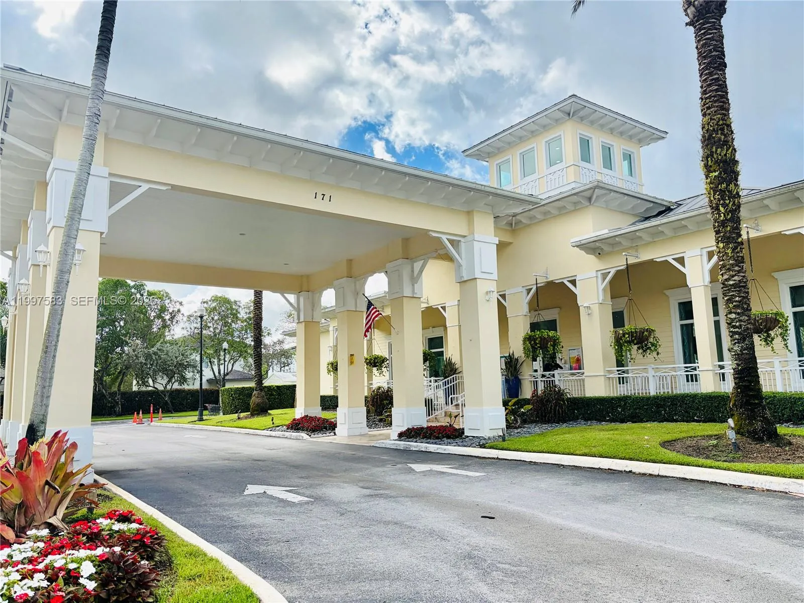 419 Se 32nd Ter, Homestead, Florida 33033, Homestead, Florida 33033, 3 Bedrooms Bedrooms, ,2 BathroomsBathrooms,Residential,For Sale,419 Se 32nd Ter, Homestead, Florida 33033,A11997583