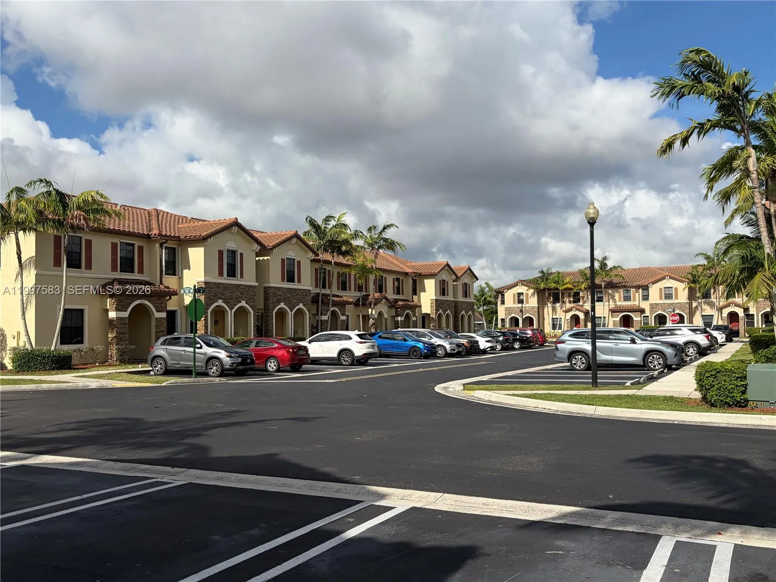 419 Se 32nd Ter, Homestead, Florida 33033, Homestead, Florida 33033, 3 Bedrooms Bedrooms, ,2 BathroomsBathrooms,Residential,For Sale,419 Se 32nd Ter, Homestead, Florida 33033,A11997583