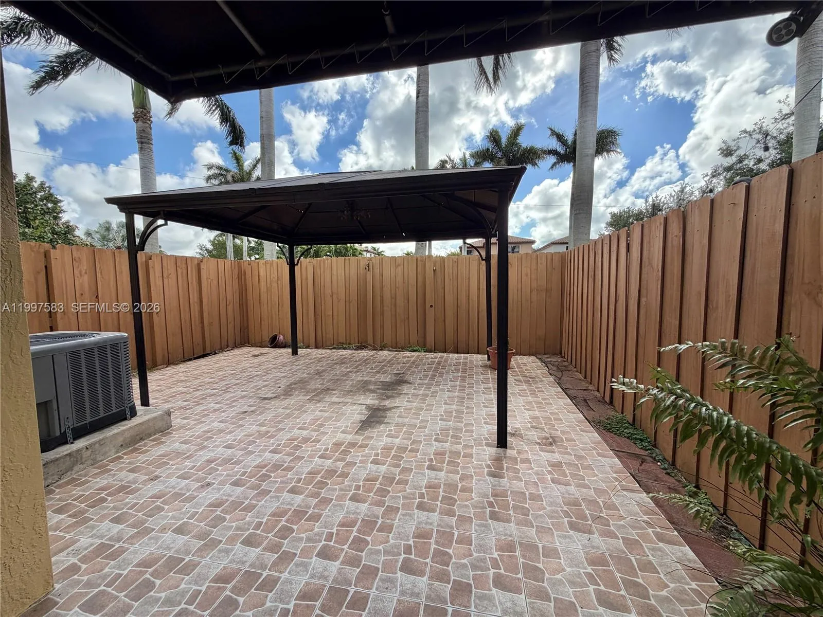 419 Se 32nd Ter, Homestead, Florida 33033, Homestead, Florida 33033, 3 Bedrooms Bedrooms, ,2 BathroomsBathrooms,Residential,For Sale,419 Se 32nd Ter, Homestead, Florida 33033,A11997583
