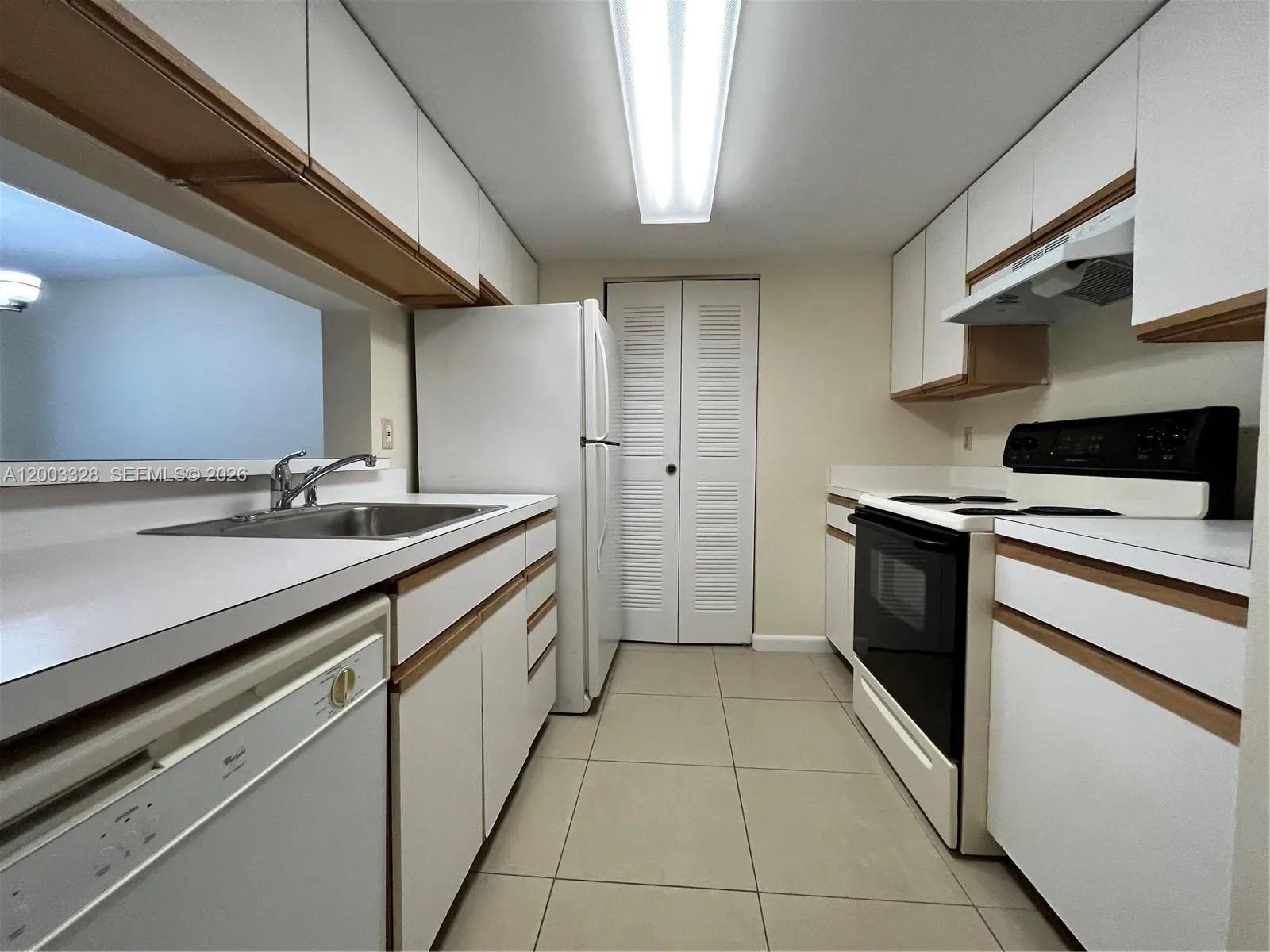 9833 Westview Dr 824, Coral Springs, Florida 33076, Coral Springs, Florida 33076, 1 Bedroom Bedrooms, ,1 BathroomBathrooms,Residential Lease,For Rent,9833 Westview Dr 824, Coral Springs, Florida 33076,A12003328