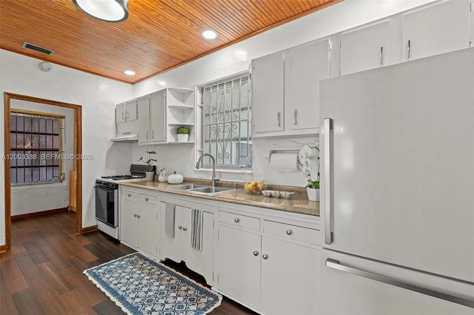 1879 Sw 16th St, Miami, Florida 33145, Miami, Florida 33145, 2 Bedrooms Bedrooms, ,1 BathroomBathrooms,Residential,For Sale,1879 Sw 16th St, Miami, Florida 33145,A12003338