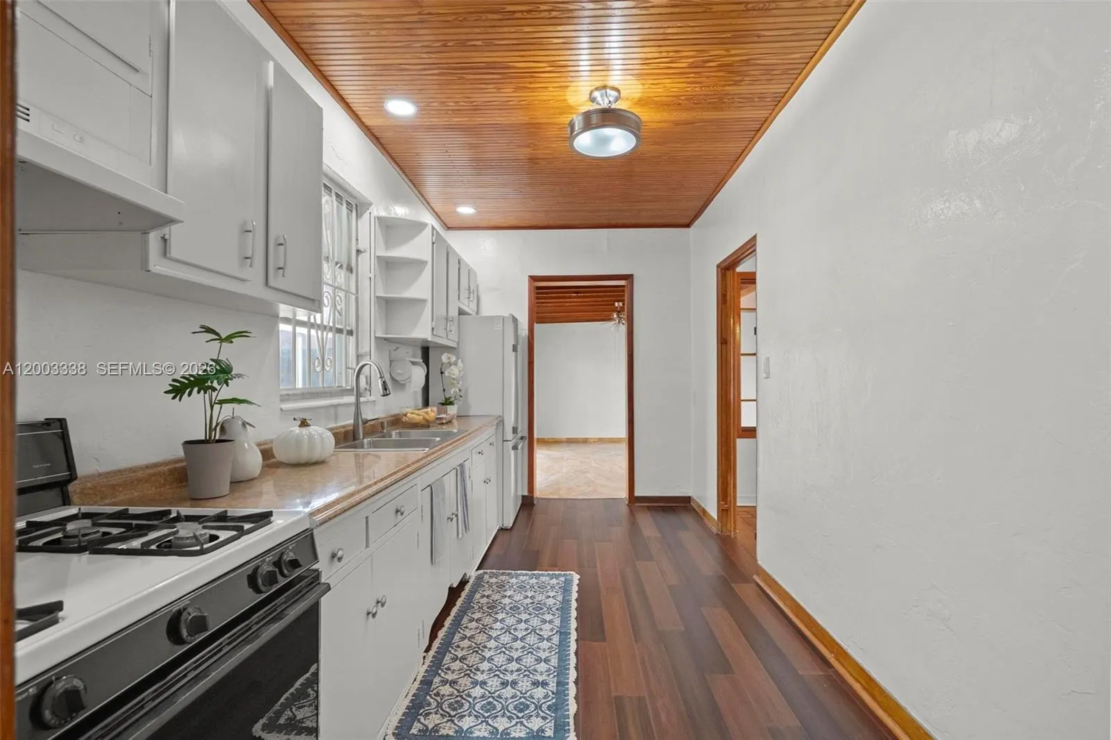 1879 Sw 16th St, Miami, Florida 33145, Miami, Florida 33145, 2 Bedrooms Bedrooms, ,1 BathroomBathrooms,Residential,For Sale,1879 Sw 16th St, Miami, Florida 33145,A12003338