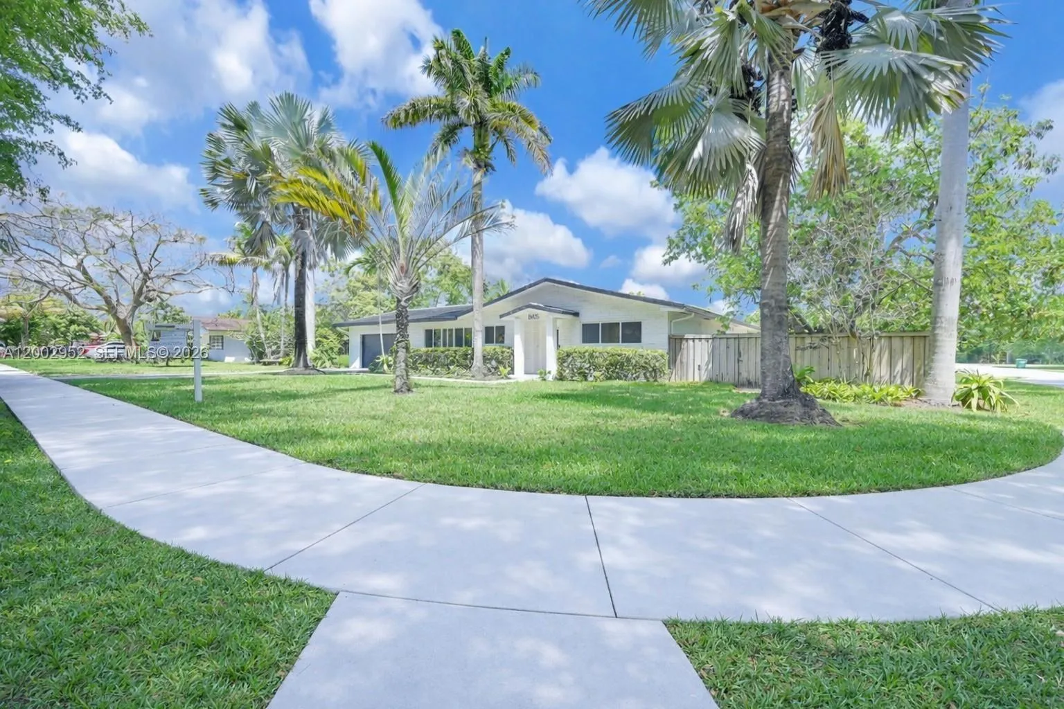 8405 Sw 144th St, Palmetto Bay, Florida 33158, Palmetto Bay, Florida 33158, 4 Bedrooms Bedrooms, ,3 BathroomsBathrooms,Residential,For Sale,8405 Sw 144th St, Palmetto Bay, Florida 33158,A12002952