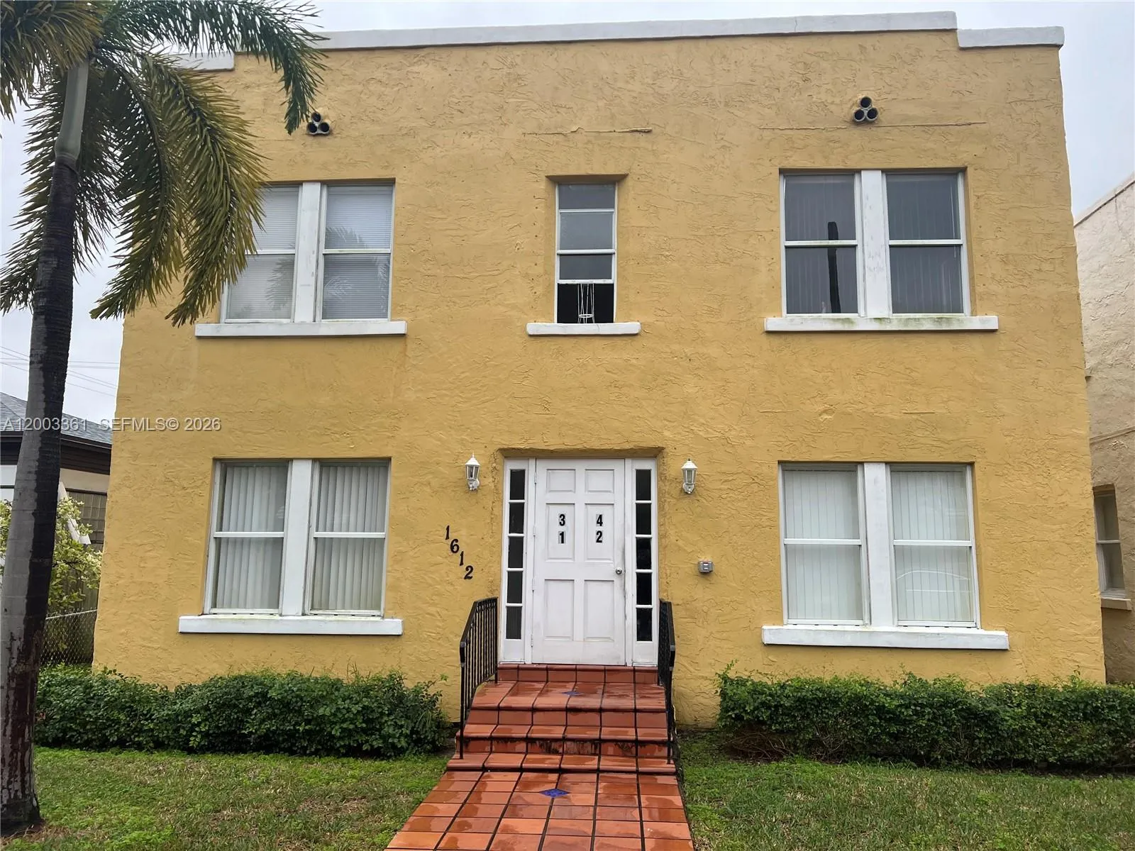 1612 Harrison St 2, Hollywood, Florida 33020, Hollywood, Florida 33020, 1 Bedroom Bedrooms, ,1 BathroomBathrooms,Residential Lease,For Rent,1612 Harrison St 2, Hollywood, Florida 33020,A12003361