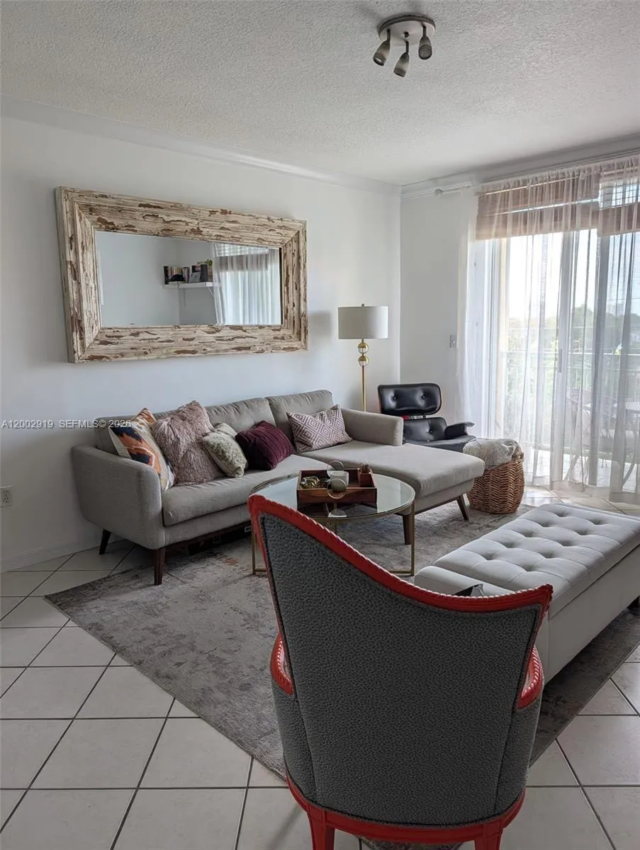 3500 Coral Way 505, Miami, Florida 33145, Miami, Florida 33145, 1 Bedroom Bedrooms, ,1 BathroomBathrooms,Residential Lease,For Rent,3500 Coral Way 505, Miami, Florida 33145,A12002919