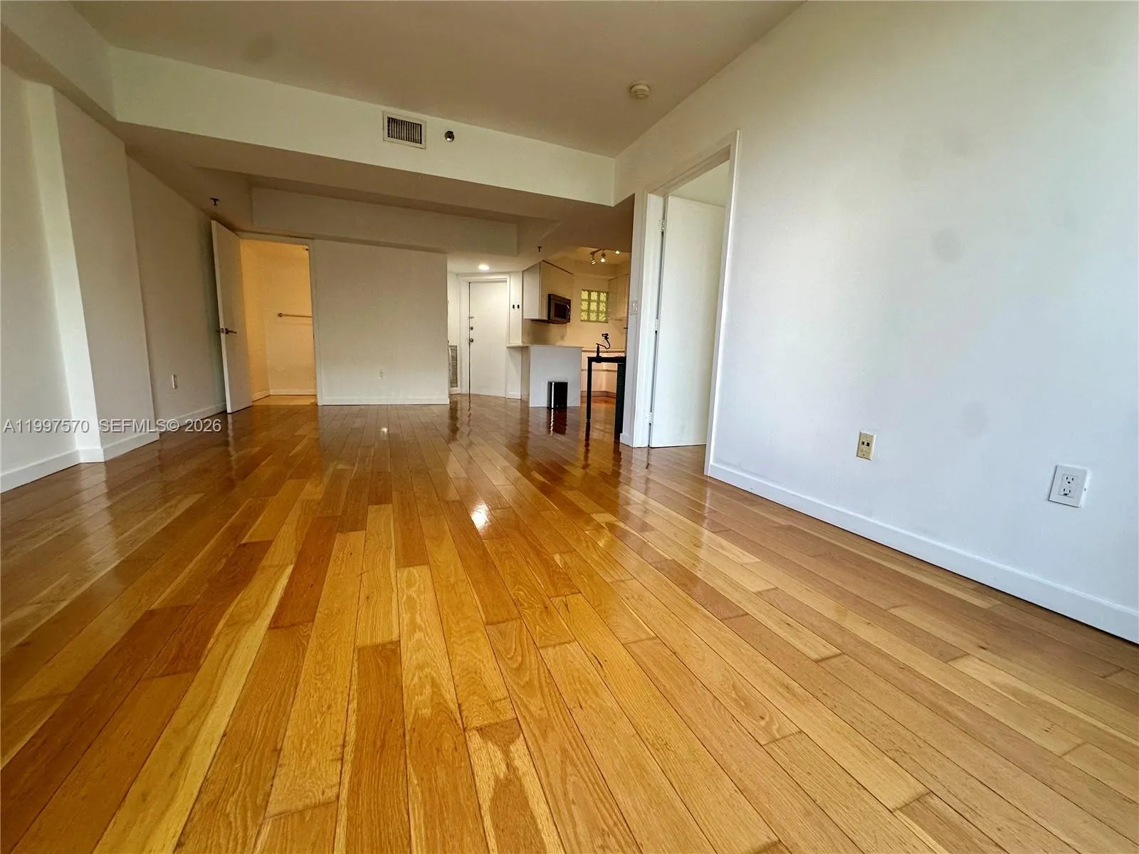 9156 Collins Ave 202, Surfside, Florida 33154, Surfside, Florida 33154, 1 Bedroom Bedrooms, ,1 BathroomBathrooms,Residential,For Sale,9156 Collins Ave 202, Surfside, Florida 33154,A11997570