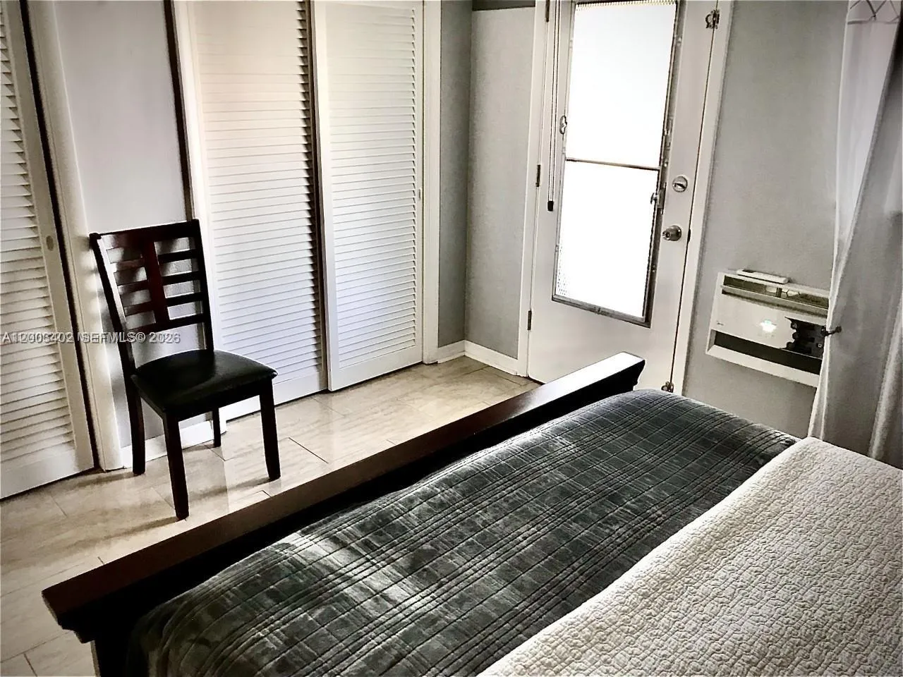 900 Sw 11th Ave 17c, Hallandale Beach, Florida 330, Hallandale Beach, Florida 33009, 1 Bedroom Bedrooms, ,1 BathroomBathrooms,Residential,For Sale,900 Sw 11th Ave 17c, Hallandale Beach, Florida 330,A12003402