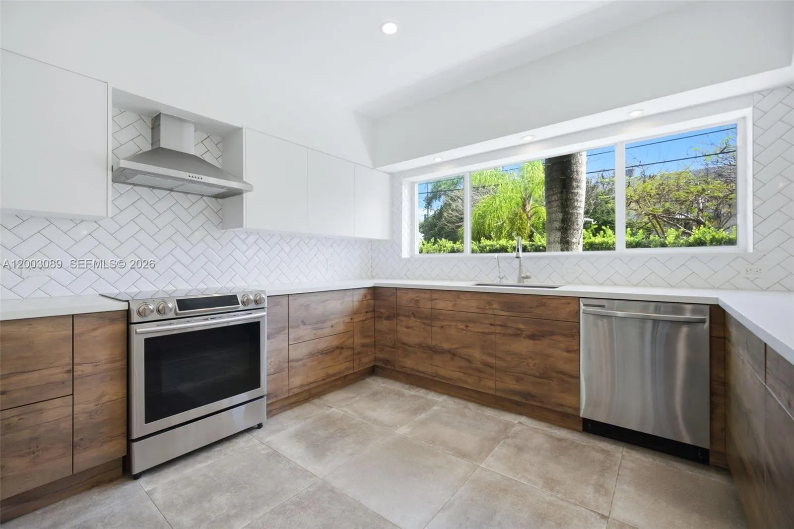 2300 S Miami Ave, Miami, Florida 33129, Miami, Florida 33129, 4 Bedrooms Bedrooms, ,3 BathroomsBathrooms,Residential,For Sale,2300 S Miami Ave, Miami, Florida 33129,A12003089