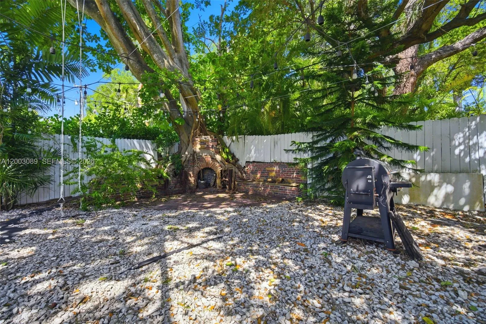 2300 S Miami Ave, Miami, Florida 33129, Miami, Florida 33129, 4 Bedrooms Bedrooms, ,3 BathroomsBathrooms,Residential,For Sale,2300 S Miami Ave, Miami, Florida 33129,A12003089