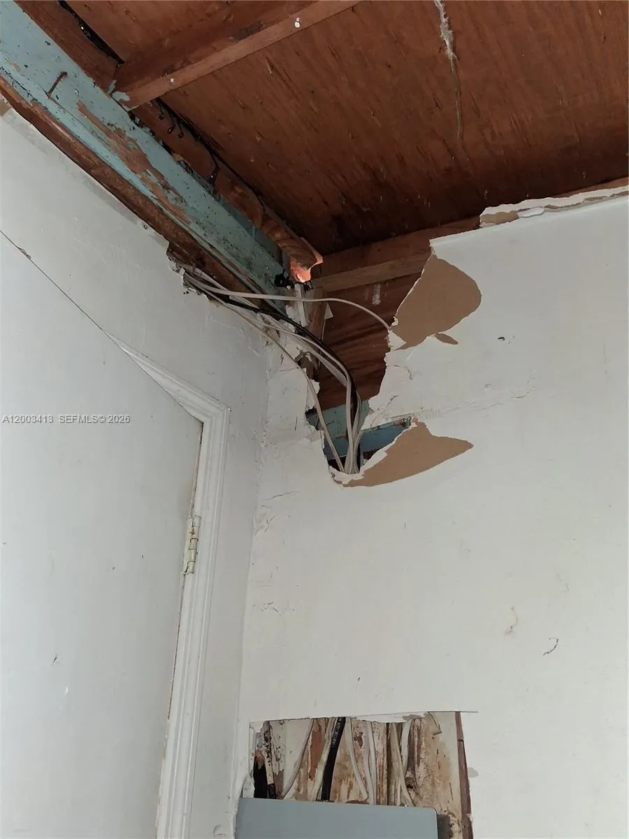 1438 Nw 99th St, Miami, Florida 33147, Miami, Florida 33147, 2 Bedrooms Bedrooms, ,1 BathroomBathrooms,Residential,For Sale,1438 Nw 99th St, Miami, Florida 33147,A12003413