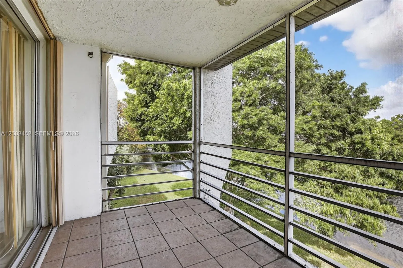 9235 Lagoon Pl 404, Davie, Florida 33324, Davie, Florida 33324, 2 Bedrooms Bedrooms, ,2 BathroomsBathrooms,Residential,For Sale,9235 Lagoon Pl 404, Davie, Florida 33324,A12003462
