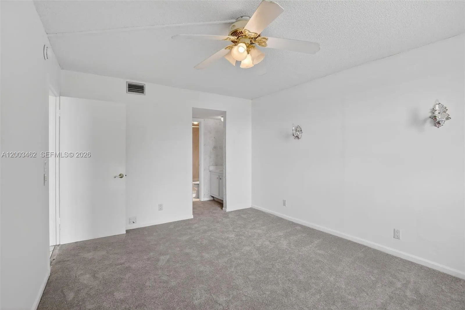 9235 Lagoon Pl 404, Davie, Florida 33324, Davie, Florida 33324, 2 Bedrooms Bedrooms, ,2 BathroomsBathrooms,Residential,For Sale,9235 Lagoon Pl 404, Davie, Florida 33324,A12003462