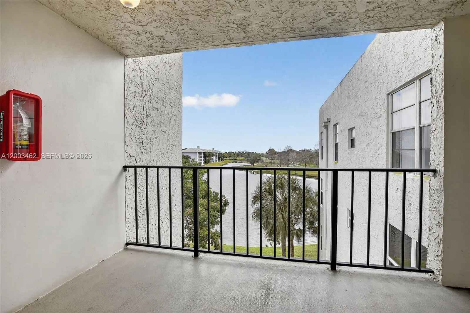 9235 Lagoon Pl 404, Davie, Florida 33324, Davie, Florida 33324, 2 Bedrooms Bedrooms, ,2 BathroomsBathrooms,Residential,For Sale,9235 Lagoon Pl 404, Davie, Florida 33324,A12003462