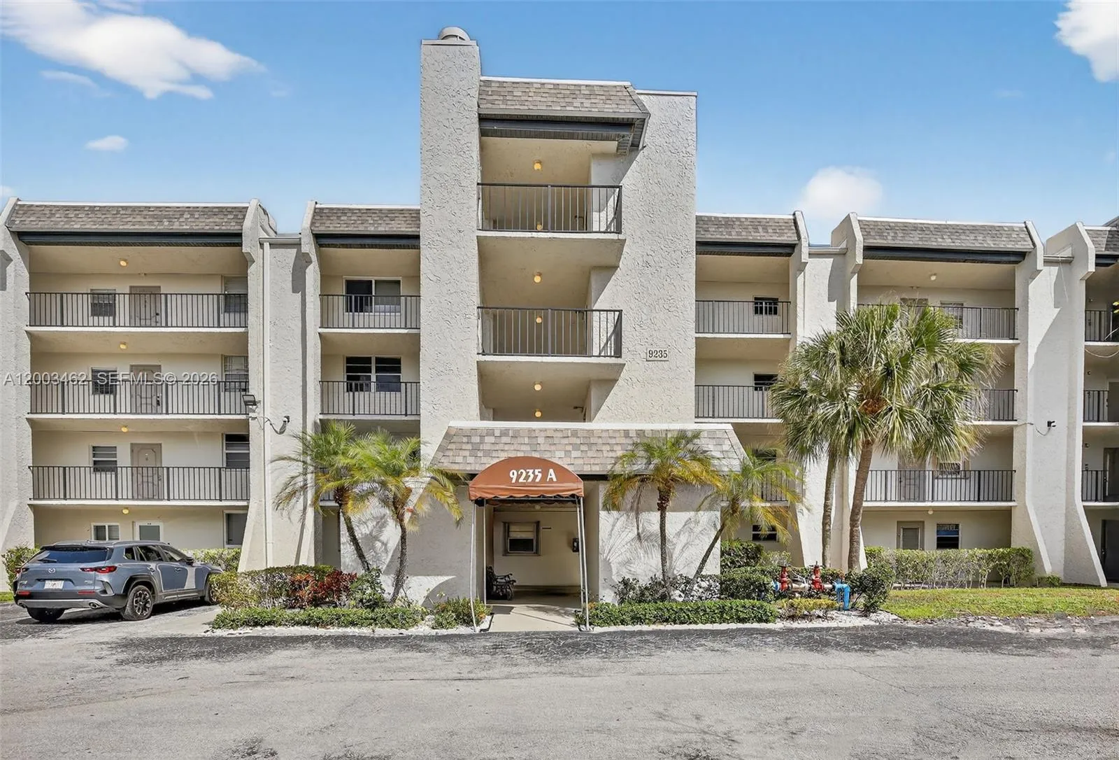 9235 Lagoon Pl 404, Davie, Florida 33324, Davie, Florida 33324, 2 Bedrooms Bedrooms, ,2 BathroomsBathrooms,Residential,For Sale,9235 Lagoon Pl 404, Davie, Florida 33324,A12003462