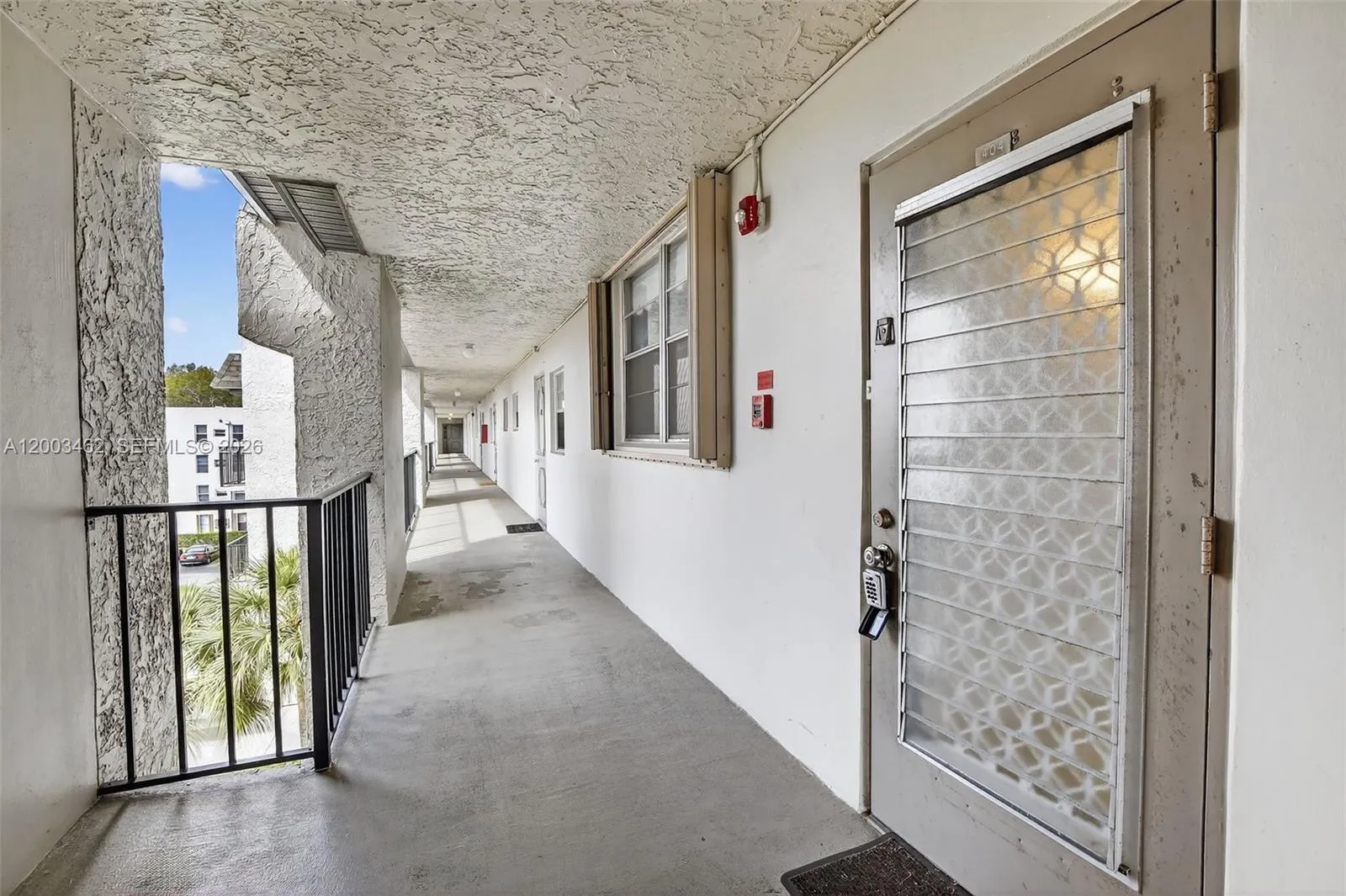 9235 Lagoon Pl 404, Davie, Florida 33324, Davie, Florida 33324, 2 Bedrooms Bedrooms, ,2 BathroomsBathrooms,Residential,For Sale,9235 Lagoon Pl 404, Davie, Florida 33324,A12003462