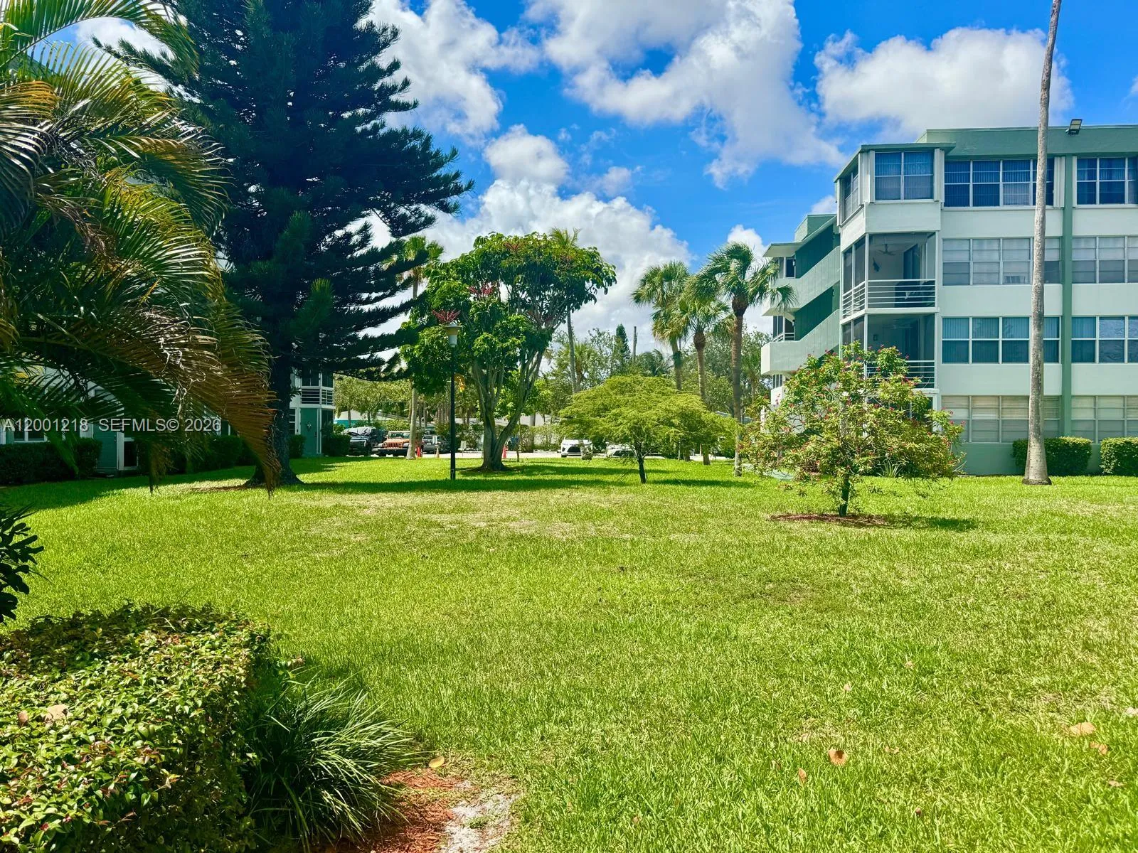 2741 Taft St 404, Hollywood, Florida 33020, Hollywood, Florida 33020, 2 Bedrooms Bedrooms, ,2 BathroomsBathrooms,Residential Lease,For Rent,2741 Taft St 404, Hollywood, Florida 33020,A12001218