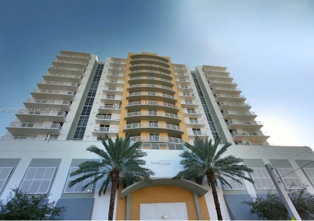 Miami, Florida 33130, 2 Bedrooms Bedrooms, ,2 BathroomsBathrooms,Residential Lease,For Rent,A12003029
