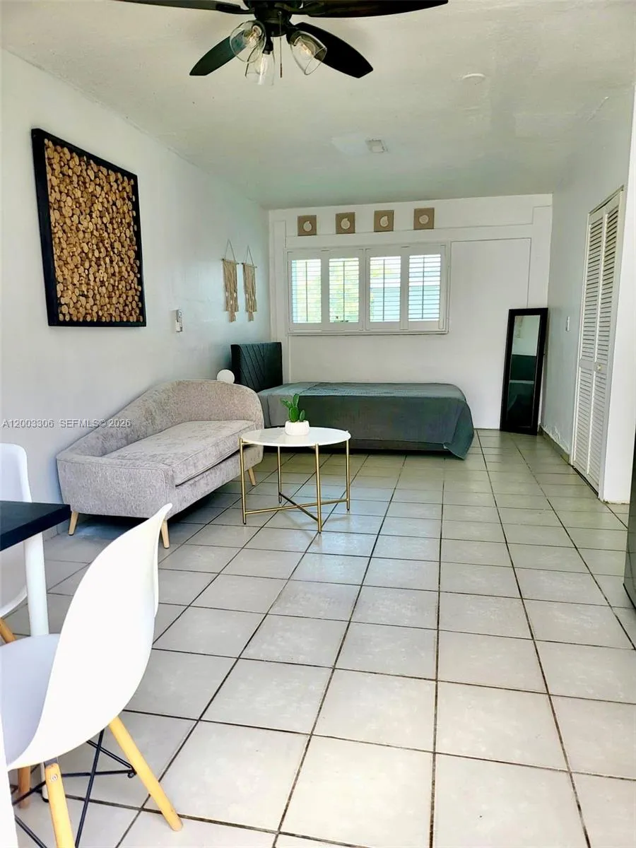 3405 W Lake Pl 1, Miramar, Florida 33023, Miramar, Florida 33023, 1 Bedroom Bedrooms, ,1 BathroomBathrooms,Residential Lease,For Rent,3405 W Lake Pl 1, Miramar, Florida 33023,A12003306