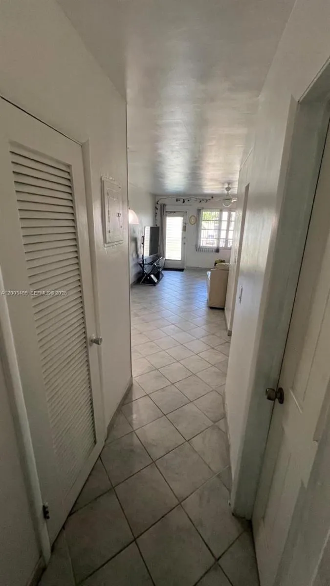 500 Layne Blvd 14, Hallandale Beach, Florida 33009, Hallandale Beach, Florida 33009, 1 Bedroom Bedrooms, ,1 BathroomBathrooms,Residential,For Sale,500 Layne Blvd 14, Hallandale Beach, Florida 33009,A12003499