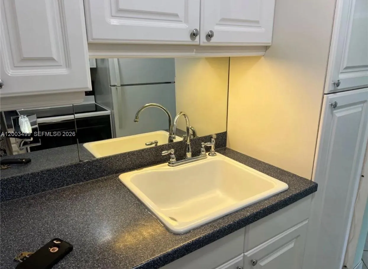 500 Layne Blvd 14, Hallandale Beach, Florida 33009, Hallandale Beach, Florida 33009, 1 Bedroom Bedrooms, ,1 BathroomBathrooms,Residential,For Sale,500 Layne Blvd 14, Hallandale Beach, Florida 33009,A12003499