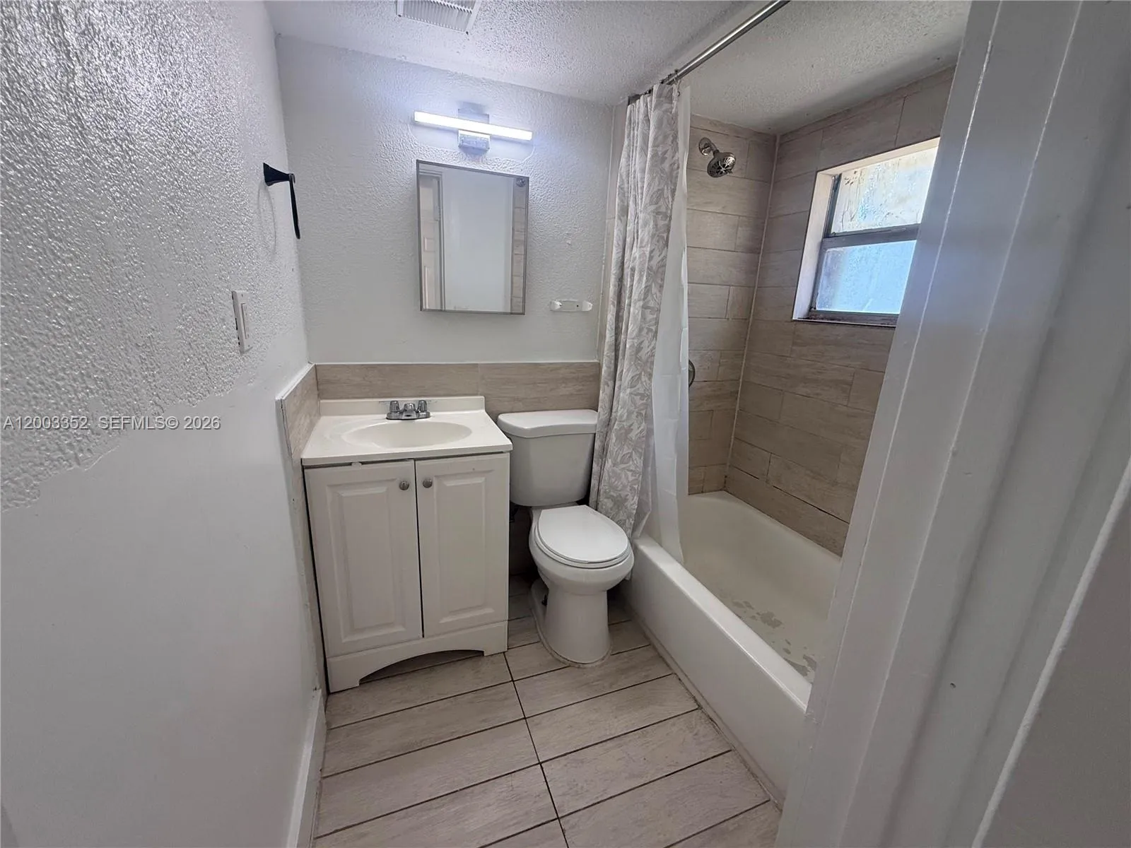 10601 Sw 172nd St, Miami, Florida 33157, Miami, Florida 33157, ,Residential Income,For Sale,10601 Sw 172nd St, Miami, Florida 33157,A12003352