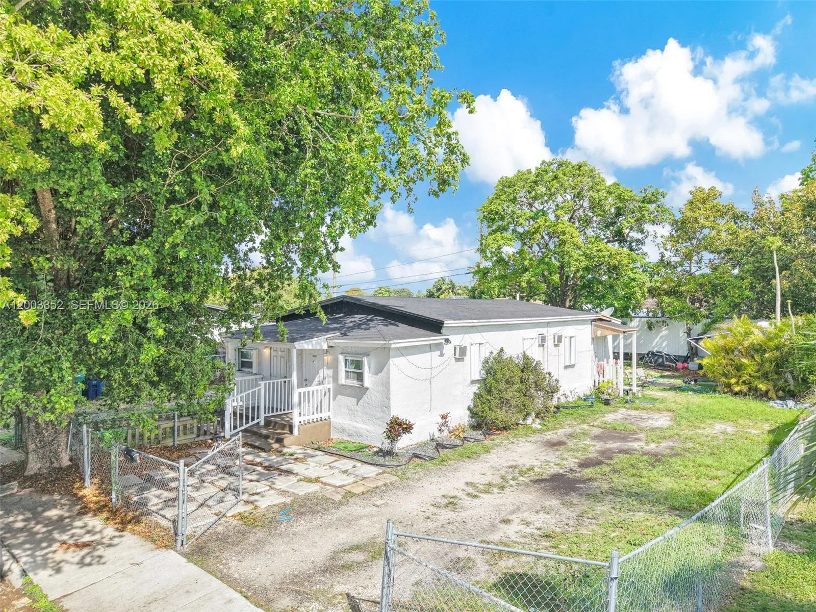 10601 Sw 172nd St, Miami, Florida 33157, Miami, Florida 33157, ,Residential Income,For Sale,10601 Sw 172nd St, Miami, Florida 33157,A12003352