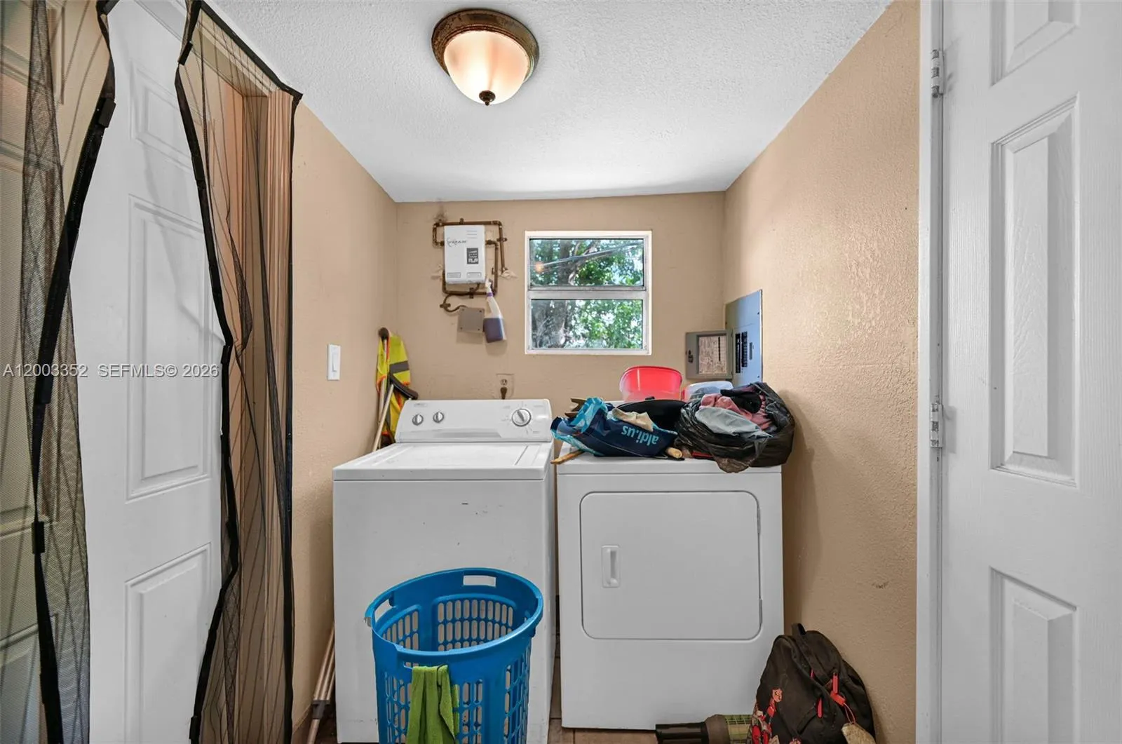 10601 Sw 172nd St, Miami, Florida 33157, Miami, Florida 33157, ,Residential Income,For Sale,10601 Sw 172nd St, Miami, Florida 33157,A12003352