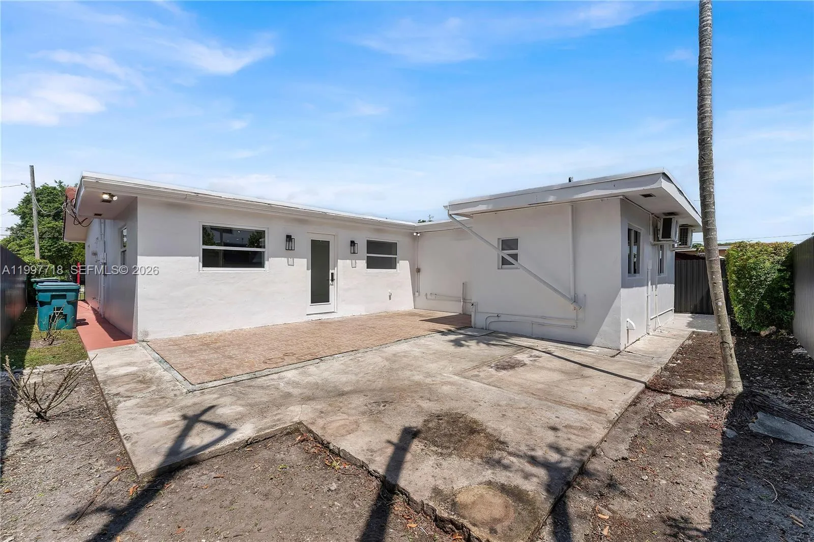 3827 Sw 88th Ct, Miami, Florida 33165, Miami, Florida 33165, ,Residential Income,For Sale,3827 Sw 88th Ct, Miami, Florida 33165,A11997718