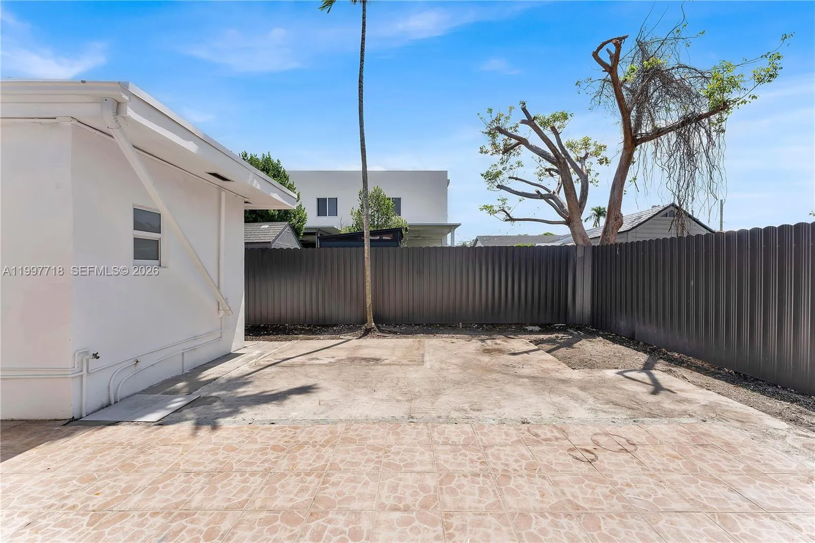 3827 Sw 88th Ct, Miami, Florida 33165, Miami, Florida 33165, ,Residential Income,For Sale,3827 Sw 88th Ct, Miami, Florida 33165,A11997718