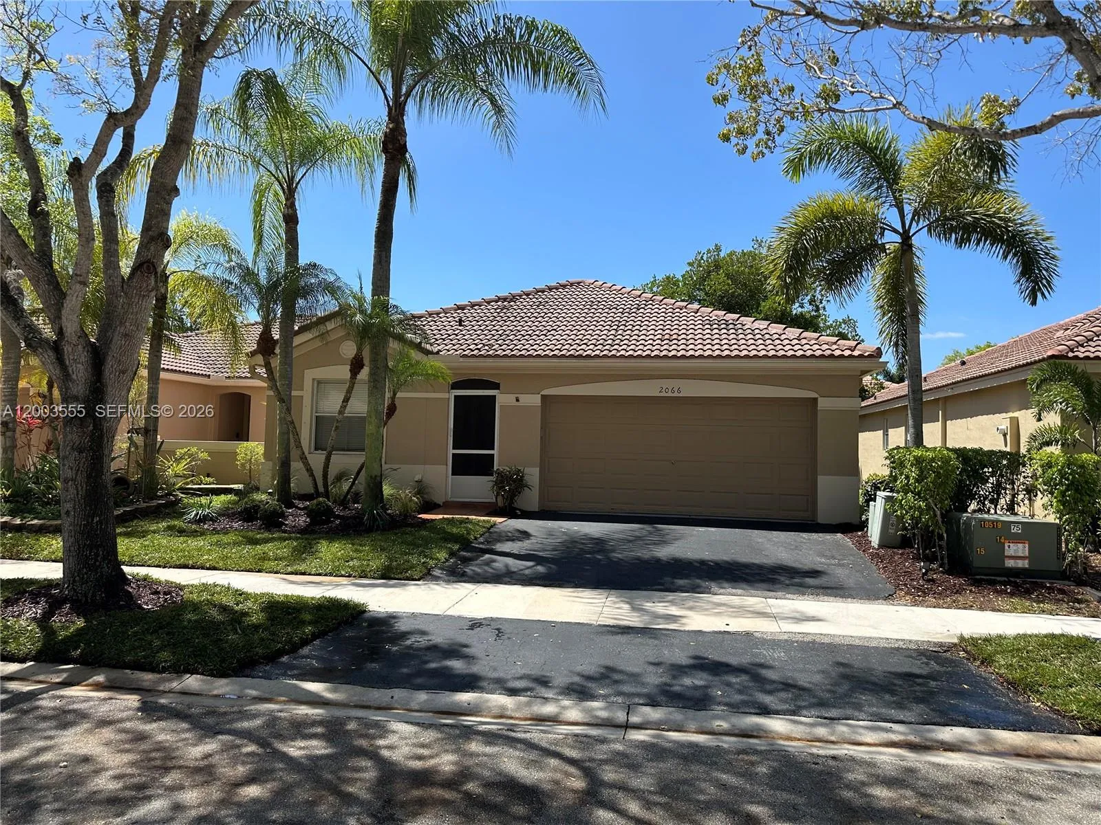 2066 Borealis Way, Weston, Florida 33327, Weston, Florida 33327, 3 Bedrooms Bedrooms, ,2 BathroomsBathrooms,Residential,For Sale,2066 Borealis Way, Weston, Florida 33327,A12003555