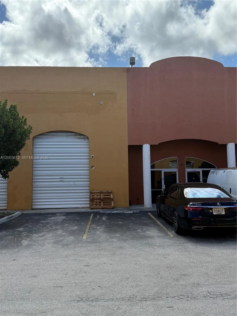 2954 W 84th St 114, Hialeah, Florida 33018, Hialeah, Florida 33018, ,Commercial Lease,For Rent,2954 W 84th St 114, Hialeah, Florida 33018,A12003612
