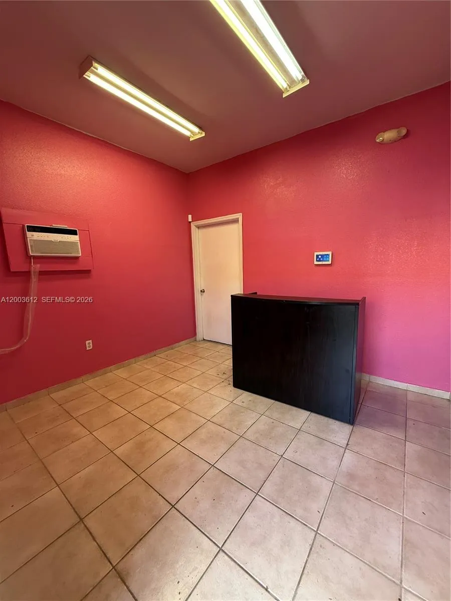 2954 W 84th St 114, Hialeah, Florida 33018, Hialeah, Florida 33018, ,Commercial Lease,For Rent,2954 W 84th St 114, Hialeah, Florida 33018,A12003612
