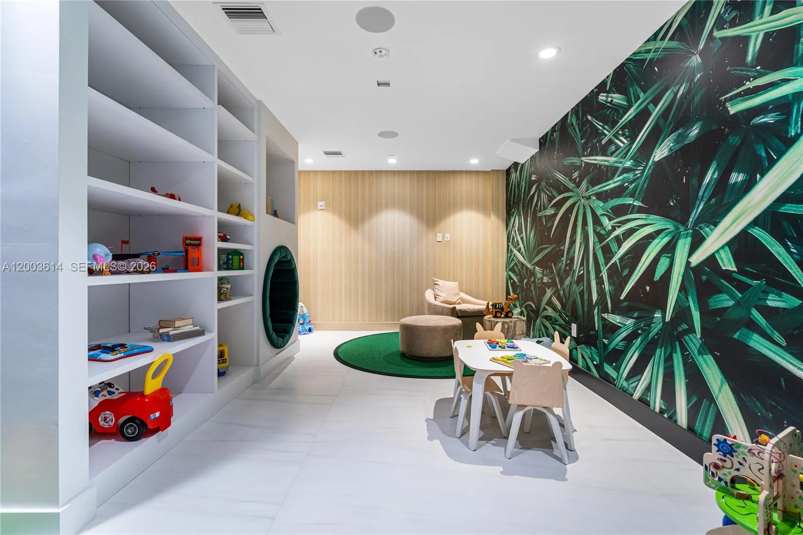 17550 Collins Ave Ph1, Sunny Isles Beach, Florida, Sunny Isles Beach, Florida 33160, 3 Bedrooms Bedrooms, ,3 BathroomsBathrooms,Residential Lease,For Rent,17550 Collins Ave Ph1, Sunny Isles Beach, Florida ,A12003614