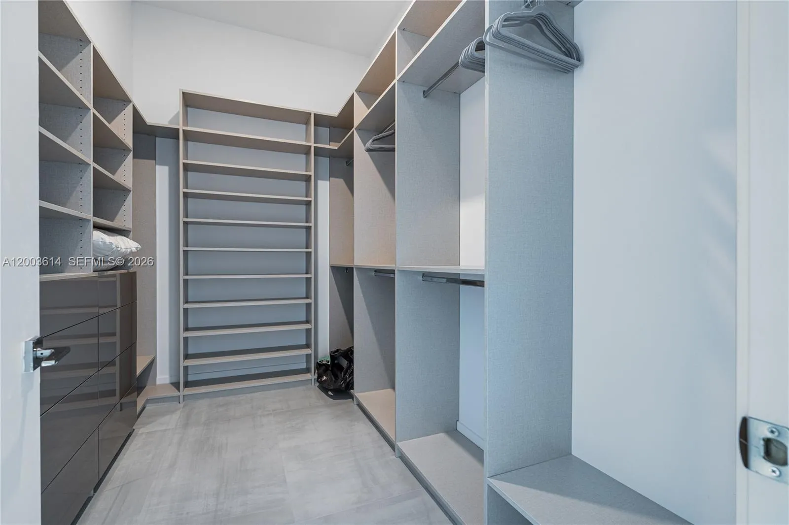 Master Closet 2