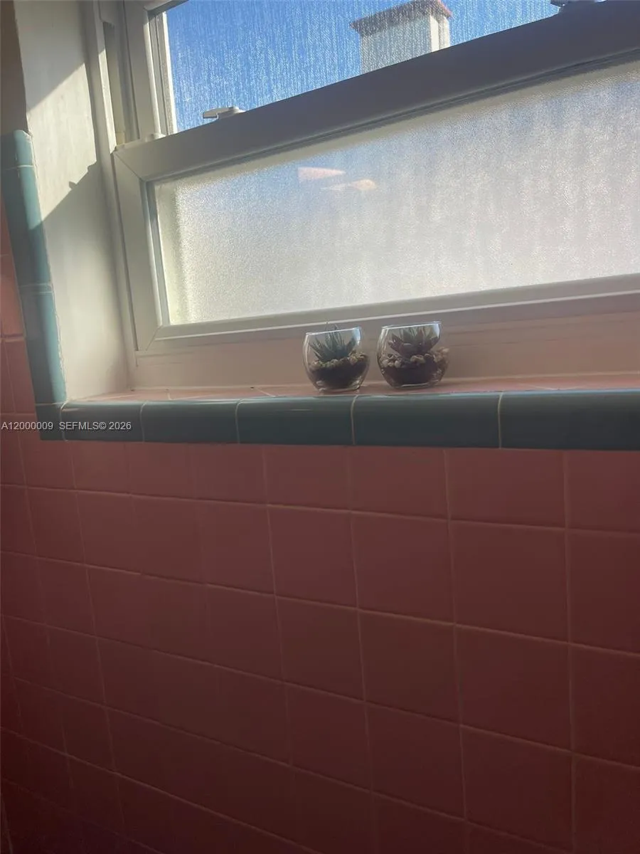 338 Roosevelt St, Hollywood, Florida 33019, Hollywood, Florida 33019, ,Residential Income,For Sale,338 Roosevelt St, Hollywood, Florida 33019,A12000009